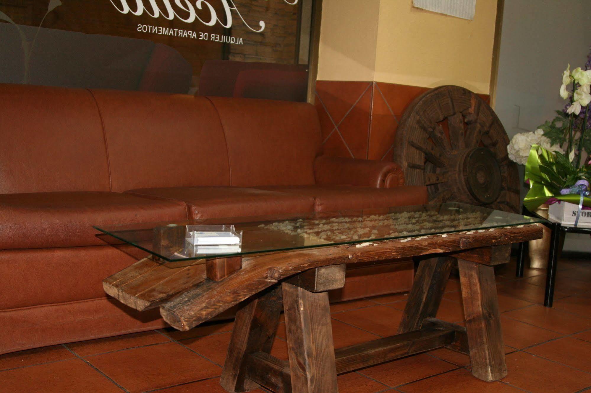 Alojamientos Acella Pamplona Luaran gambar